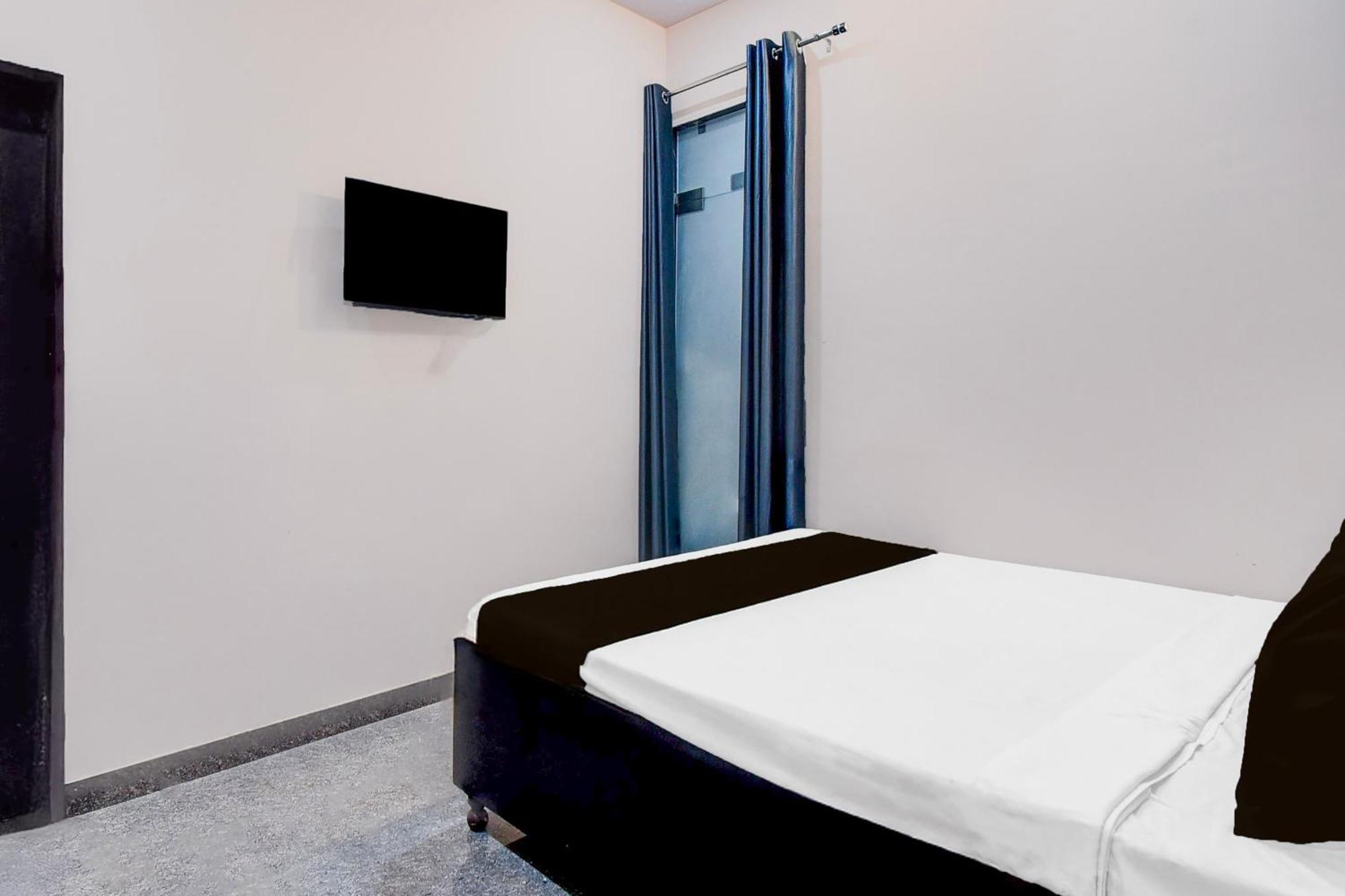 Hotel O Mahalaxmi 3*